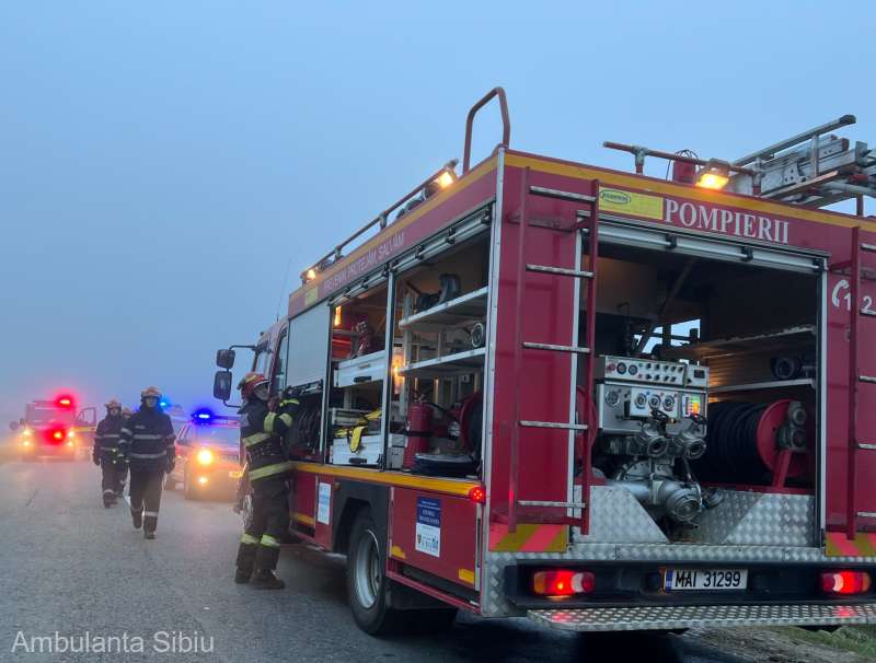 Un microbuz s-a răsturnat în Sibiu, șapte oameni au fost răniți. Șoferul era beat