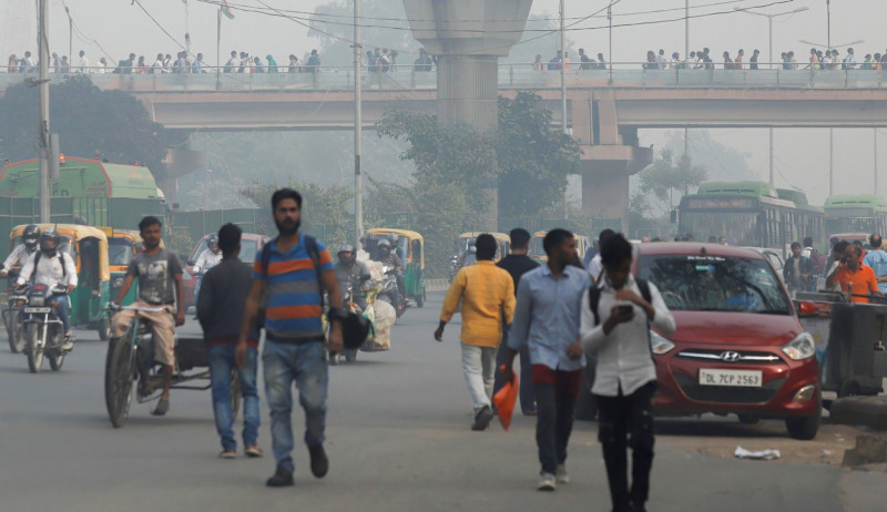 Air Pollution in New Delhi, India - 2 Nov 2022