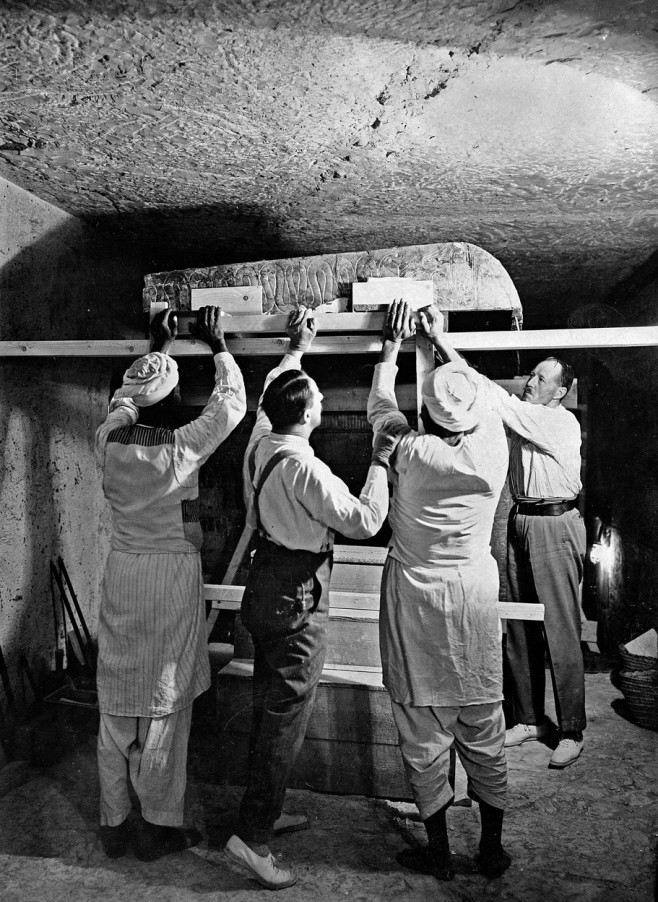 Discovery of King Tutankhamun's Tomb, Valley of the Kings, Luxor, Egypt - Nov 1922