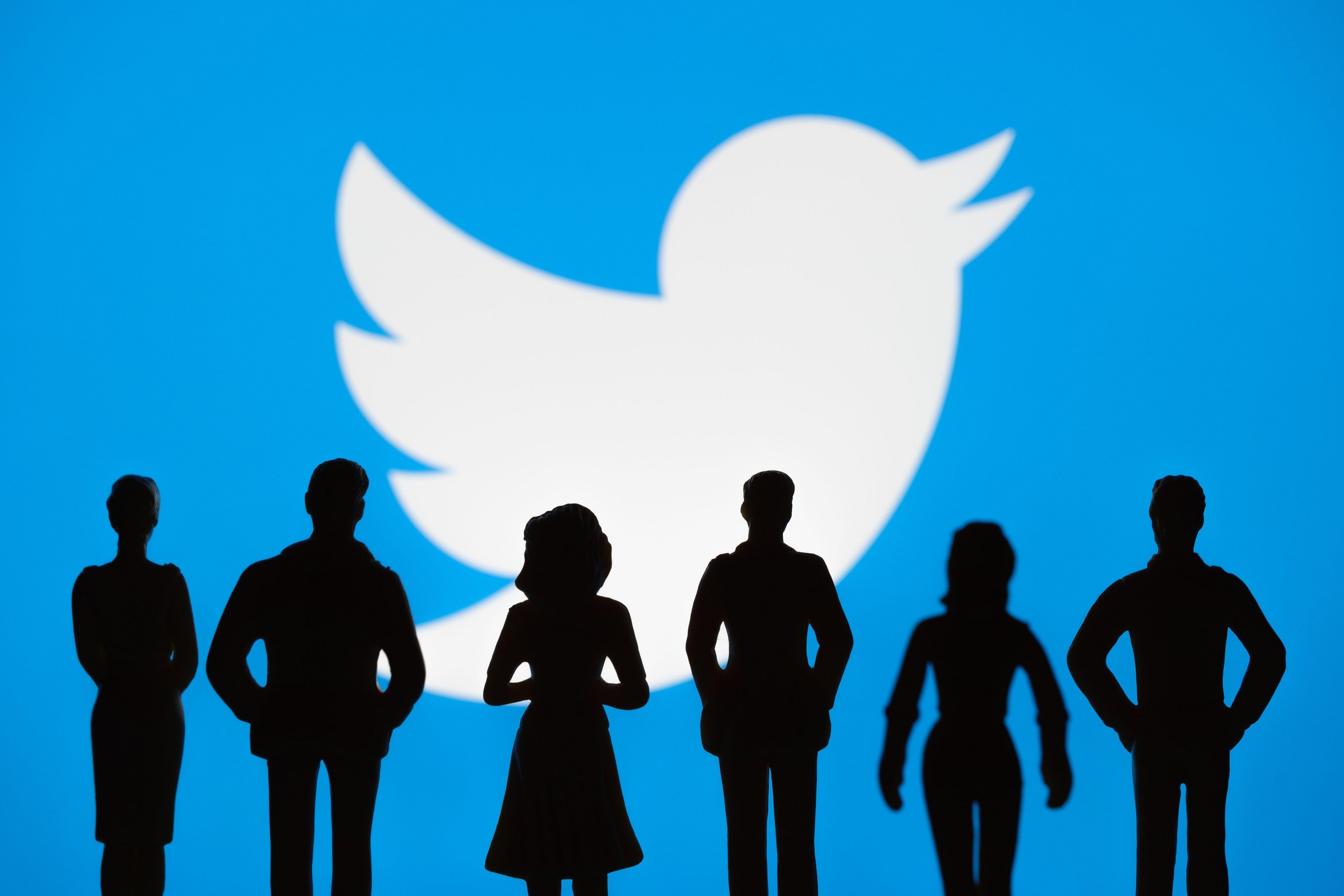 Reuters: Hackerii au spart Twitter și au furat peste 200 de milioane de adrese de email