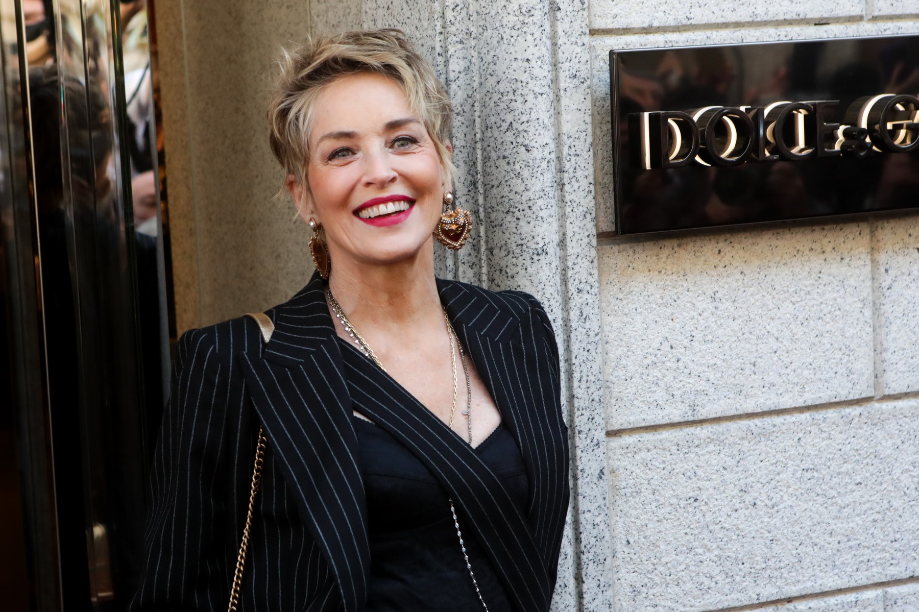 Ce este fibromul uterin, tumoarea cu care a fost diagnosticată Sharon Stone. A descoperit boala după un diagnostic greșit