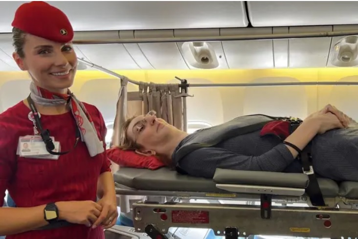 Cea mai înaltă femeie din lume a călătorit pentru prima oară cu avionul