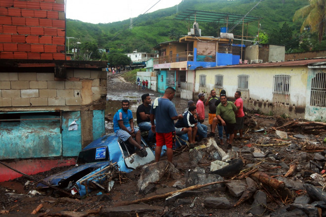 venezuela-alunecari-teren-profimedia5