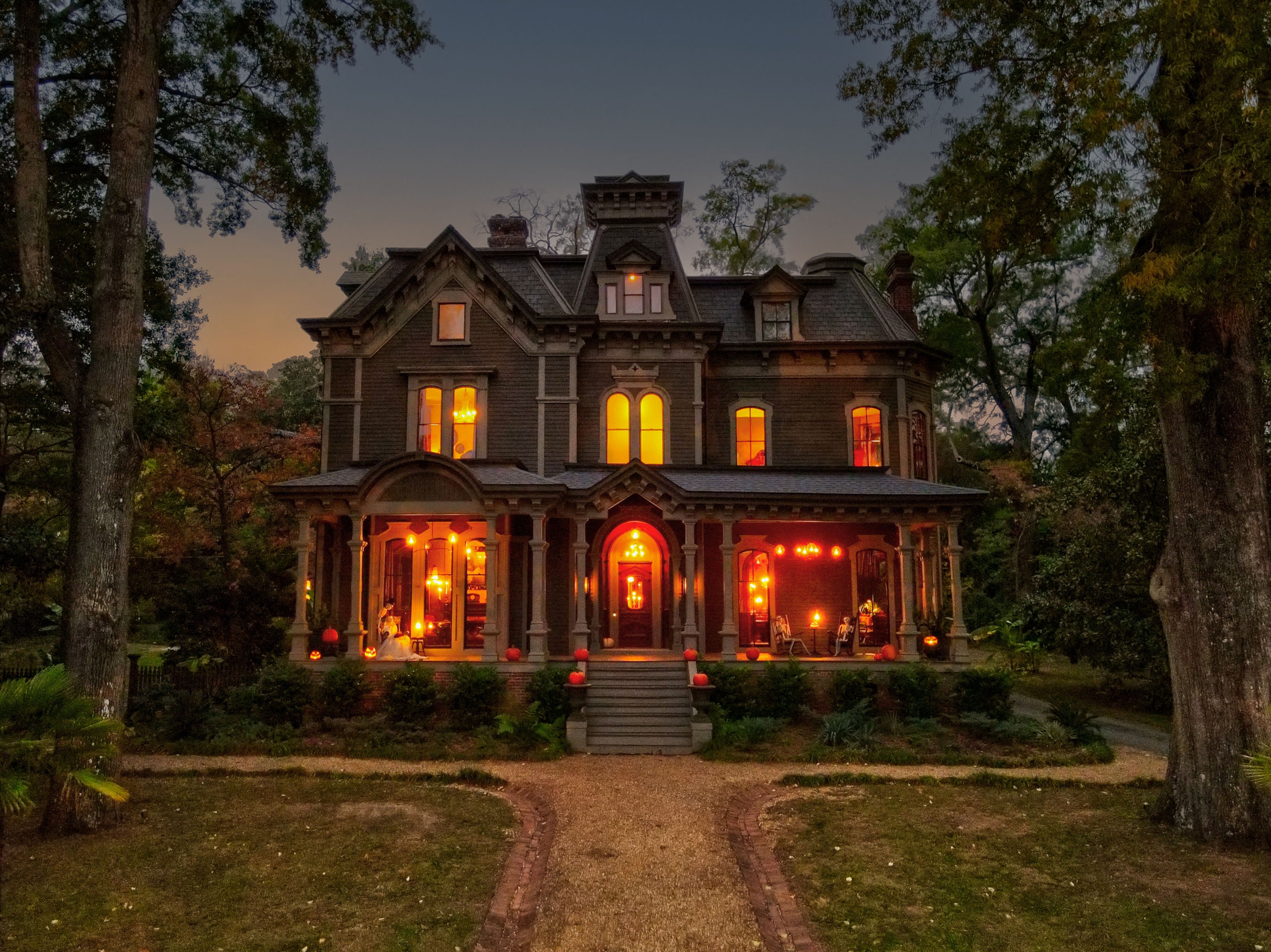Casa din copilăria lui Vecna, creatura ​din „Stranger Things”, este scoasă la vânzare pentru 1,5 milioane de dolari