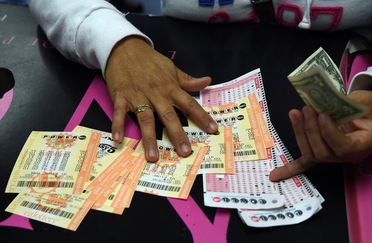 Record mondial: Jackpotul loteriei Powerball a ajuns la 1,9 miliarde de dolari