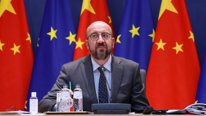 Charles Michel, President of the European Council, cu steagurile ue si china in spate