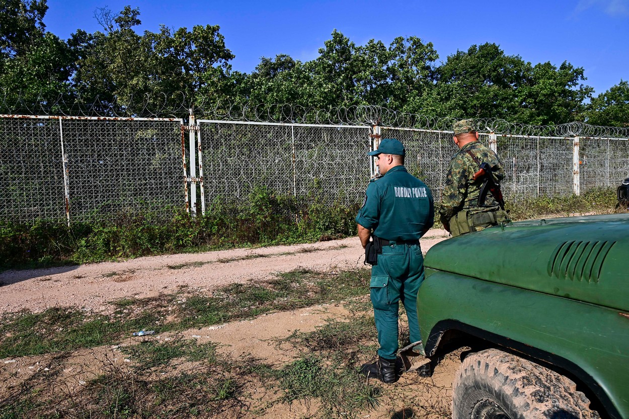 Un polițist de frontieră bulgar a fost împușcat mortal în timp ce inspecta o spărtură în gardul de la granița cu Turcia