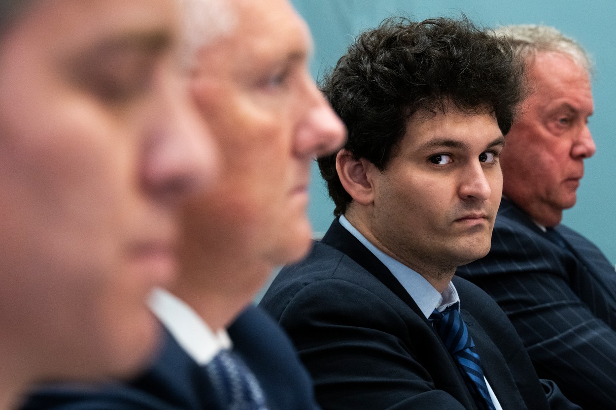 Cum a pierdut peste noapte un magnat al criptomonedelor 94% din avere. Companiile sale de miliarde de dolari nu mai au nicio valoare