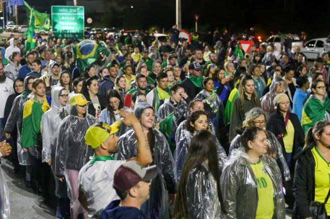 protestatari în Brazilia