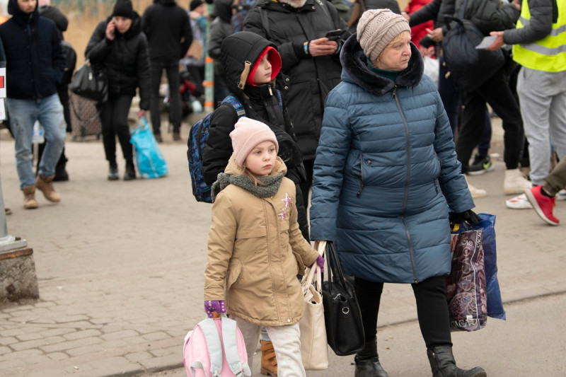 refugiați ucraineni veniți în Polonia imediat după începutul invaziei