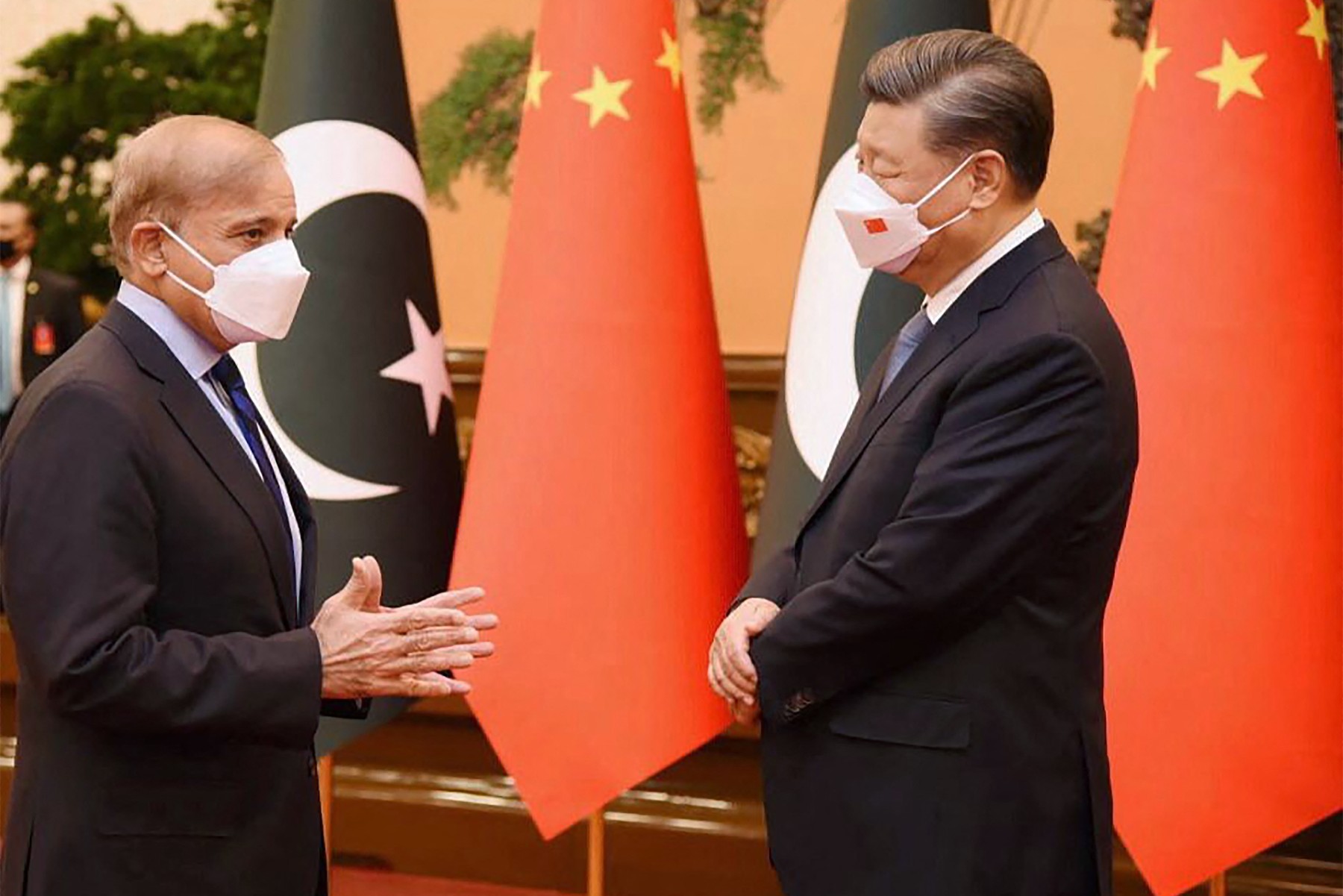China va continua să ajute financiar Pakistan, țară în care Beijingul a investit și care este datoare regimului Xi Jinping