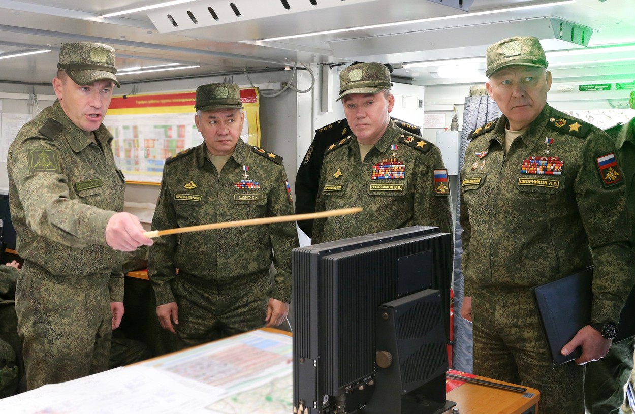 NYT: Comandanții ruși au discutat despre folosirea armelor nucleare în Ucraina