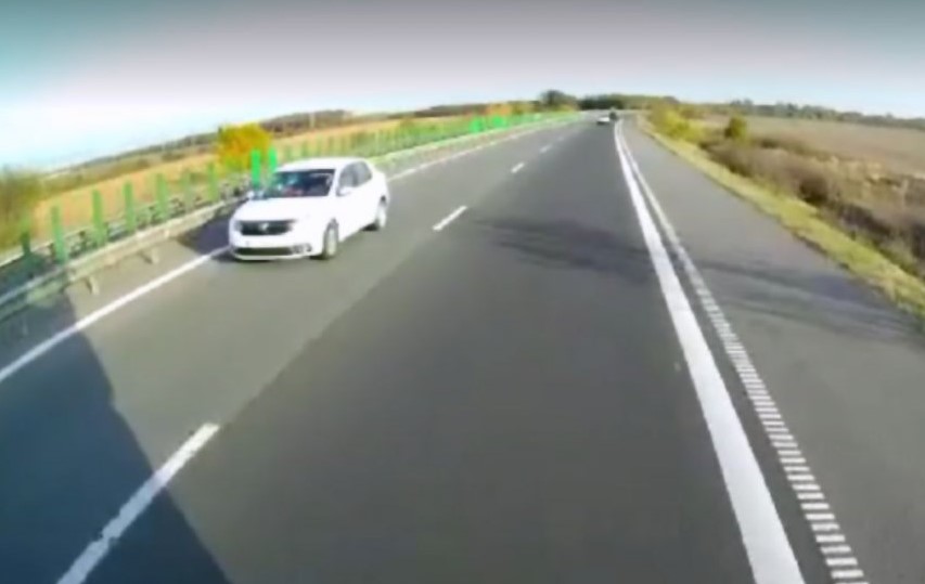 Un bărbat a condus 20 de kilometri pe contrasens pe A2. A lovit o mașină care circula regulamentar, dar și-a continuat drumul