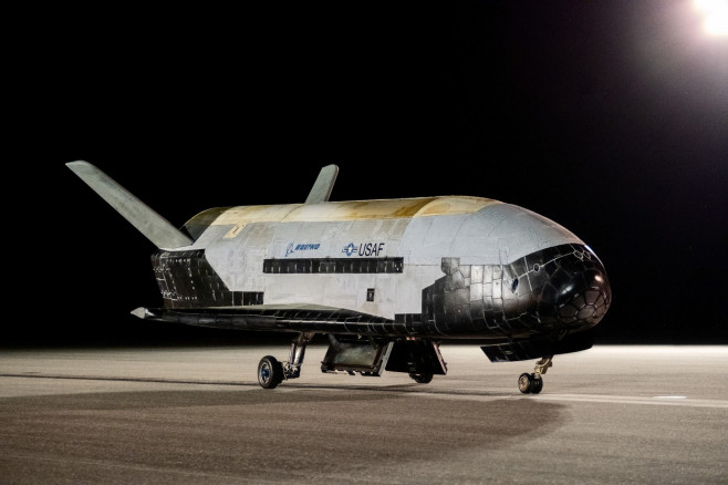 Secretive X-37B Orbital Test Vehicle Concludes Sixth Successful Mission