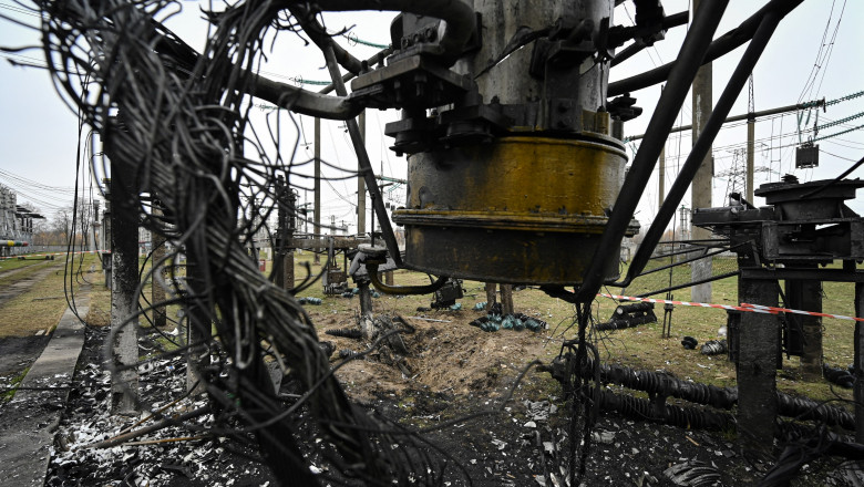 Ucraina acuză Rusia că a distrus o centrală electrică de primă importanţă în Herson înainte de a-și retrage trupele din oraş