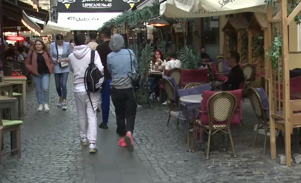 VIDEO. Bucureștiul, tot mai vizitat de turiștii străini. Ce îi atrage în capitală și cu ce asociază țara noastră