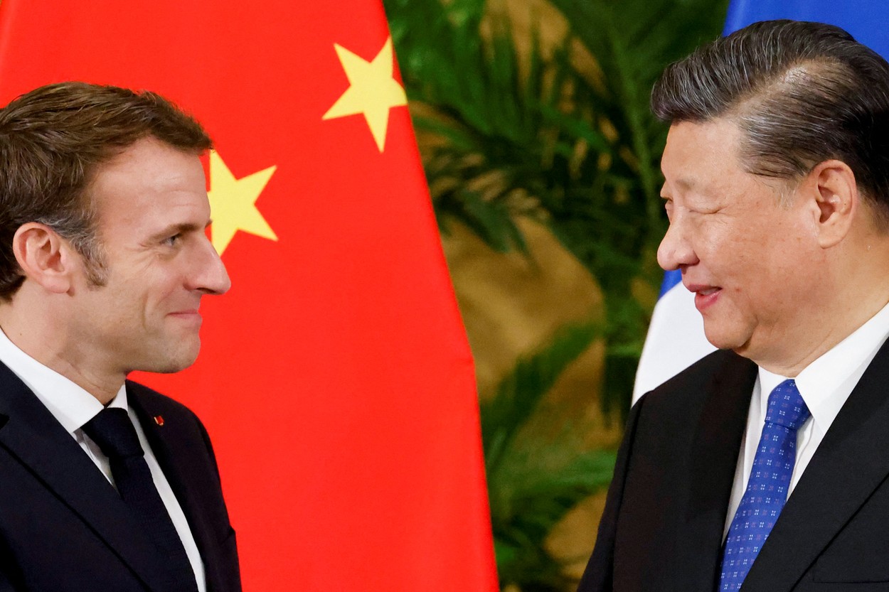 Macron i-a cerut lui Xi Jinping ”să îşi unească forţele” împotriva războiului şi să îl convingă pe Putin să revină la masa negocierilor