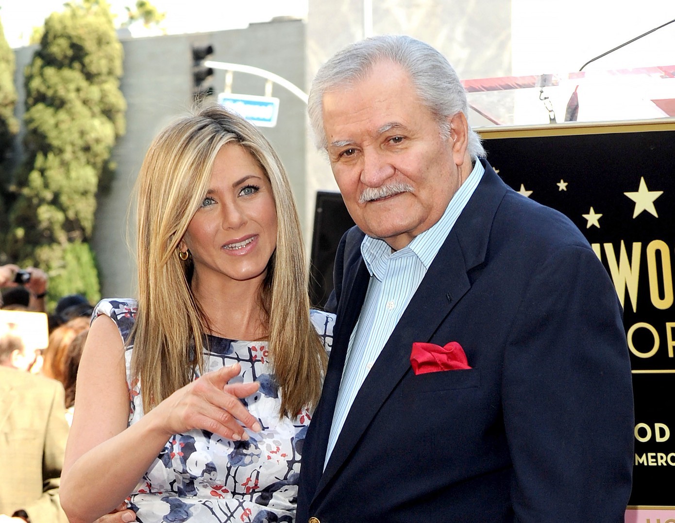Actorul John Aniston, tatăl lui Jennifer Aniston, a murit la vârsta de 89 de ani