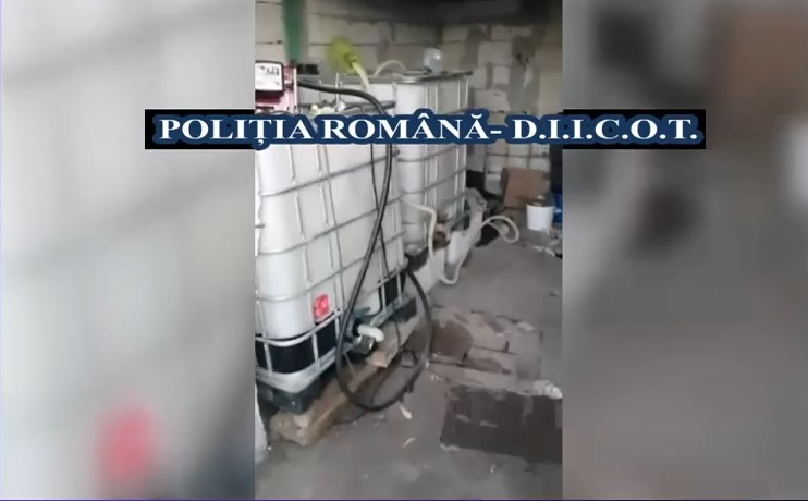 Furt de combustibil și falsificare de documente la o unitate militară din Sibiu. Cinci suspecți reținuți