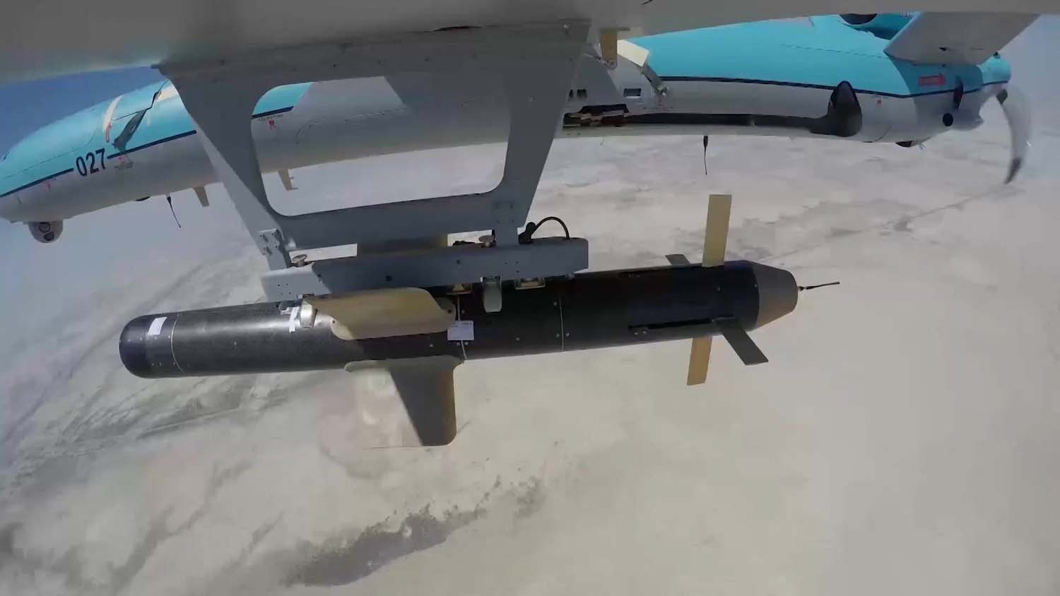 O dronă „sinucigașă” a atacat vasul petrolier al unuia dintre cei mai bogați miliardari israelieni în Golful Oman