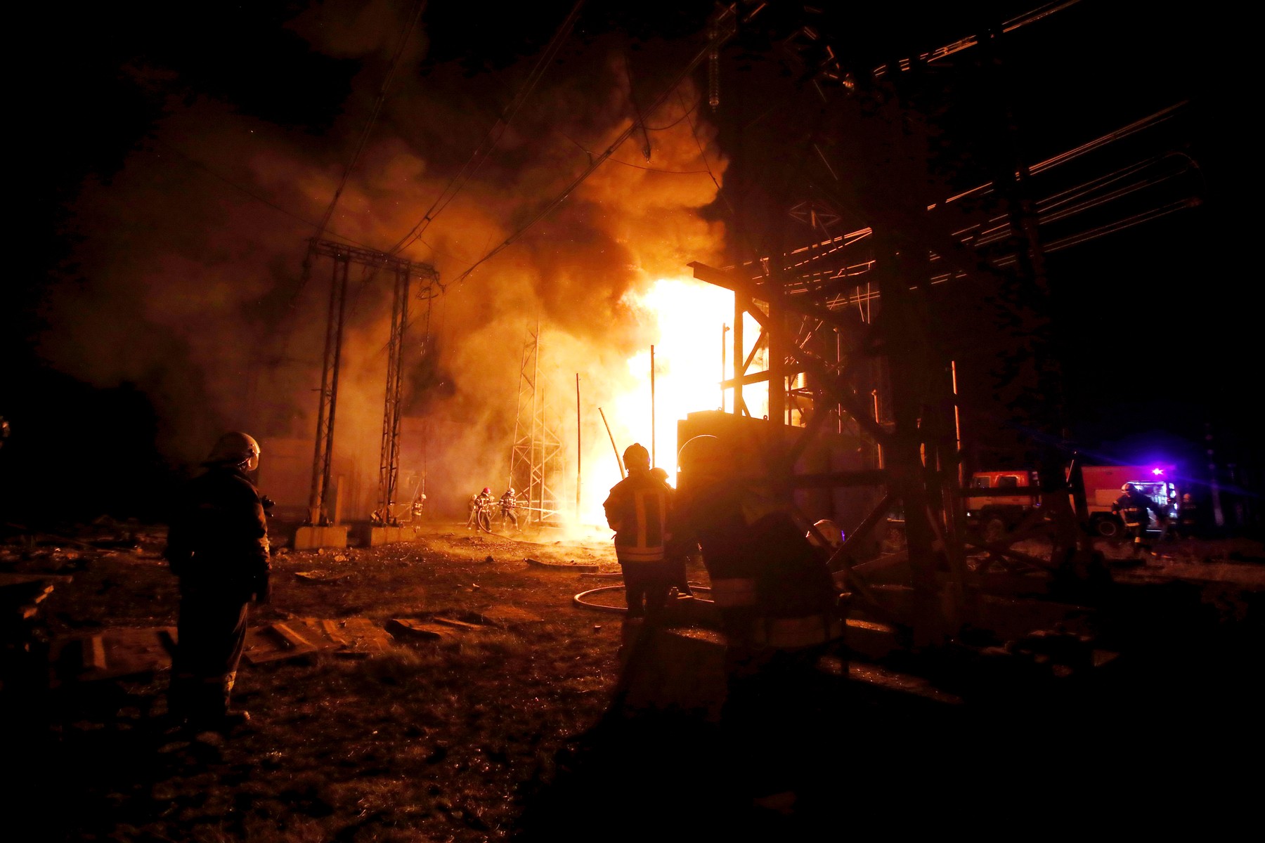 Răspunsul brutal al lui Putin la „Alianța tancurilor”. Rusia a bombardat Ucraina cu rachete hipersonice Kinjal. Cel puțin 11 morți