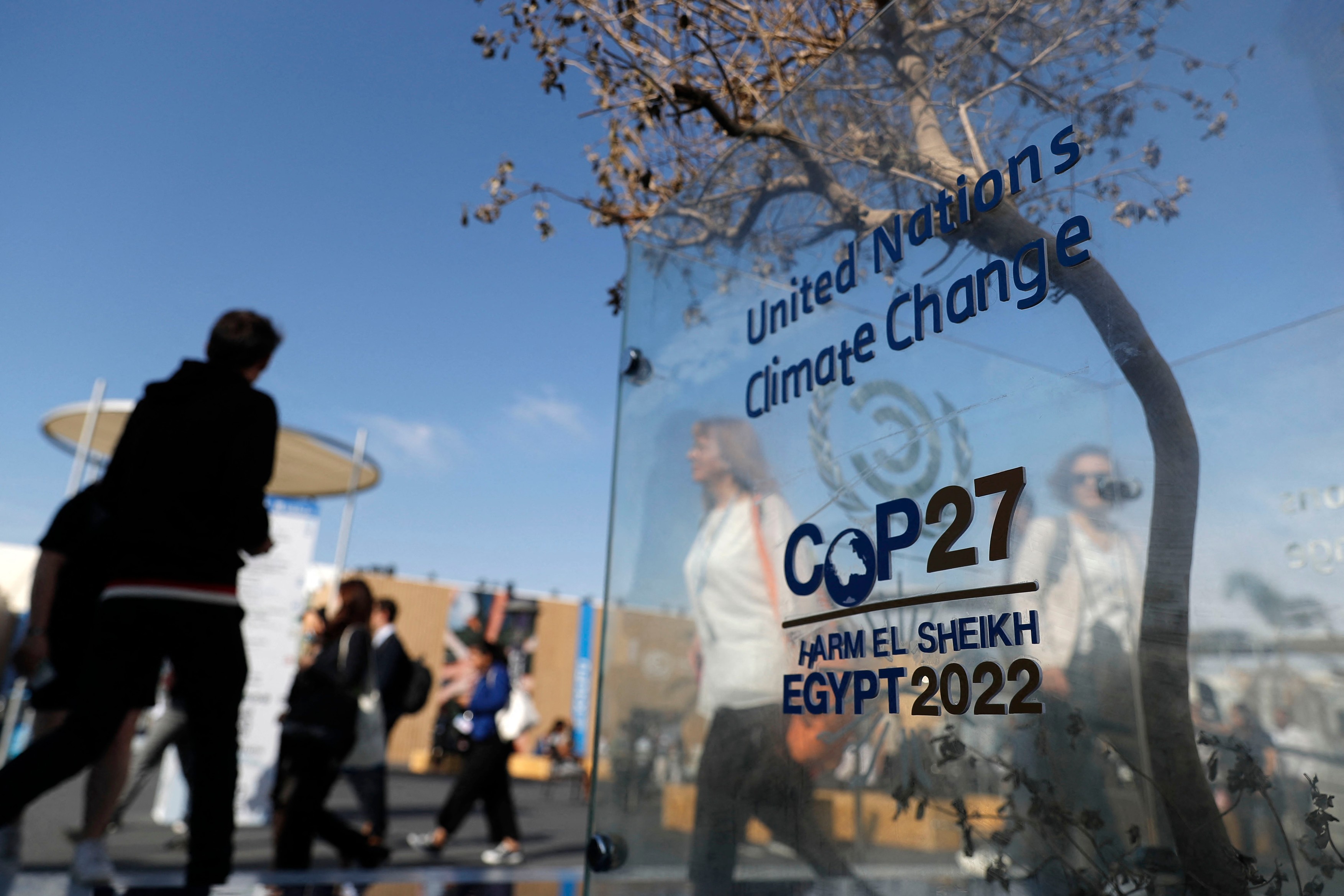 Primul draft al acordului pentru climă de la COP 27. „Președinția Cop27 împinge pedala la fund pe autostradă spre iadul climatic”