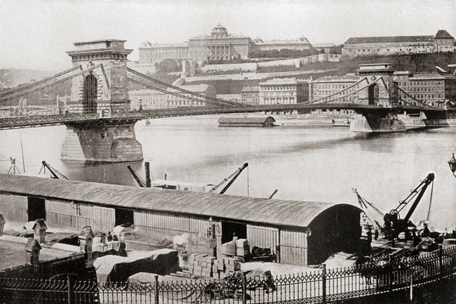 The Szchenyi Chain Bridge, in the 19th century, spanning the River Danube between Buda and Pest, the western and eastern sides of Budapest, the capital of Hungary. Blown up in World War II, on 18 January 1945 by the retreating Germans during the Siege of