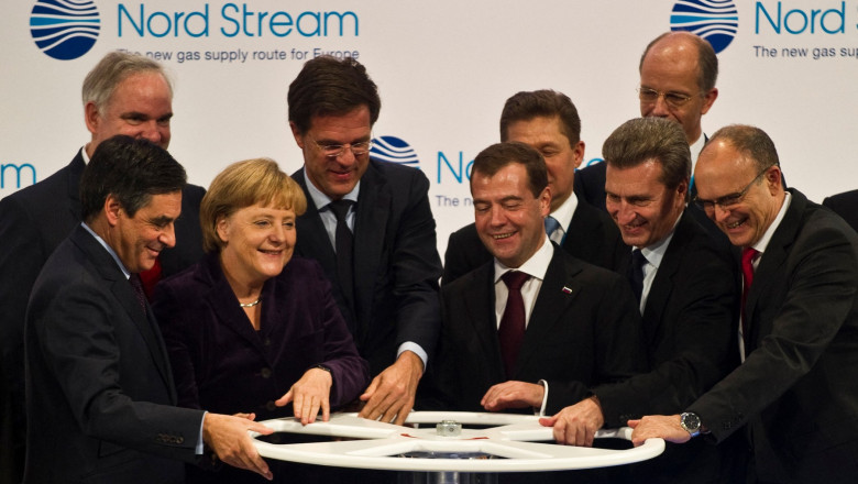Merkel, Medvedem și alți oficiali din Europa la inaugurarea Nord Stream 1