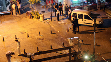 politie la locul atentatului din istanbul