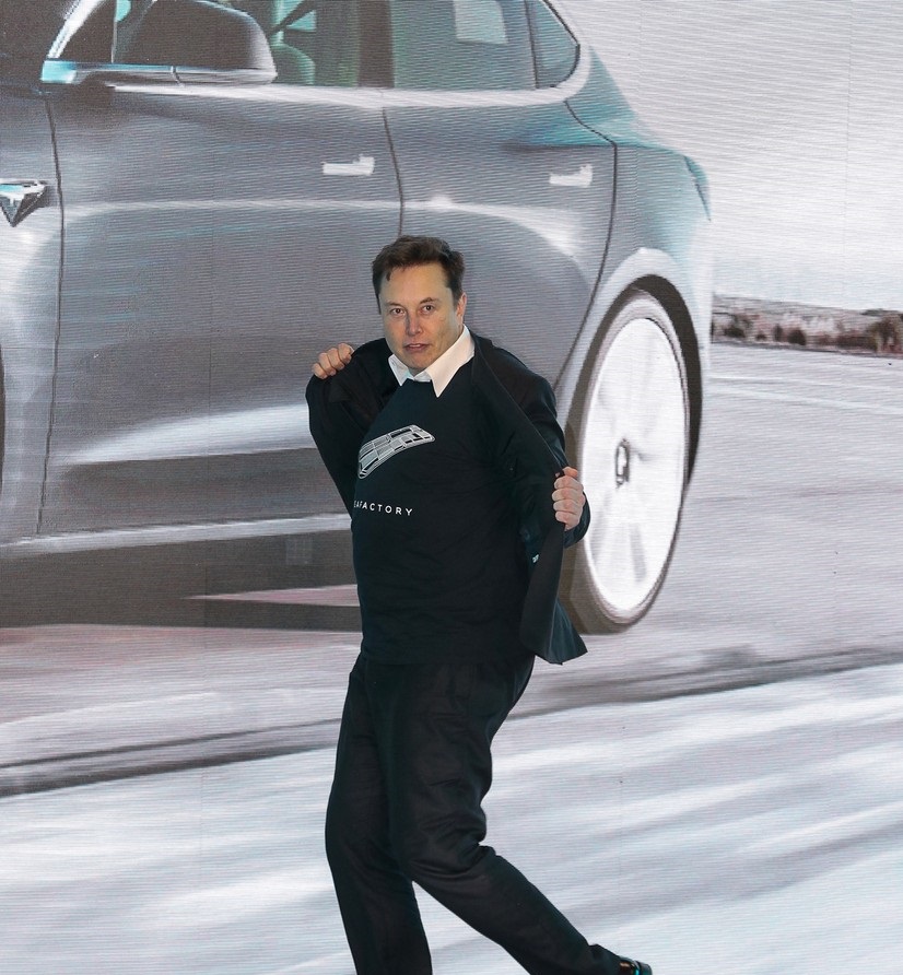 Cea mai mare scădere a acțiunilor Tesla din ultimii ani, după ce Musk a anunțat că a vândut din ele