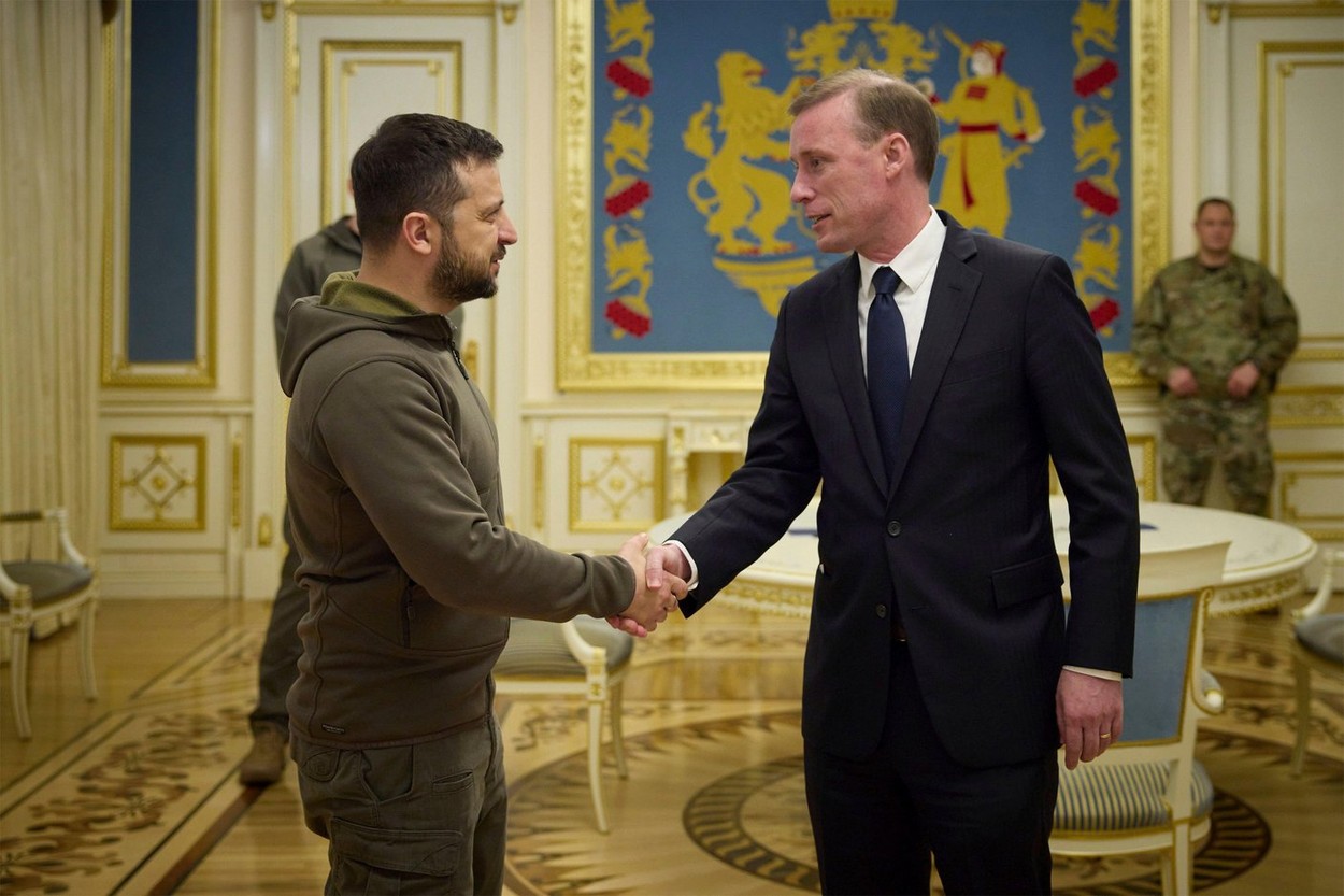Kyiv Post: Zelenski e dispus să negocieze cu Putin, după discuțiile cu Jake Sullivan. Rusia anunță că a început retragerea din Herson