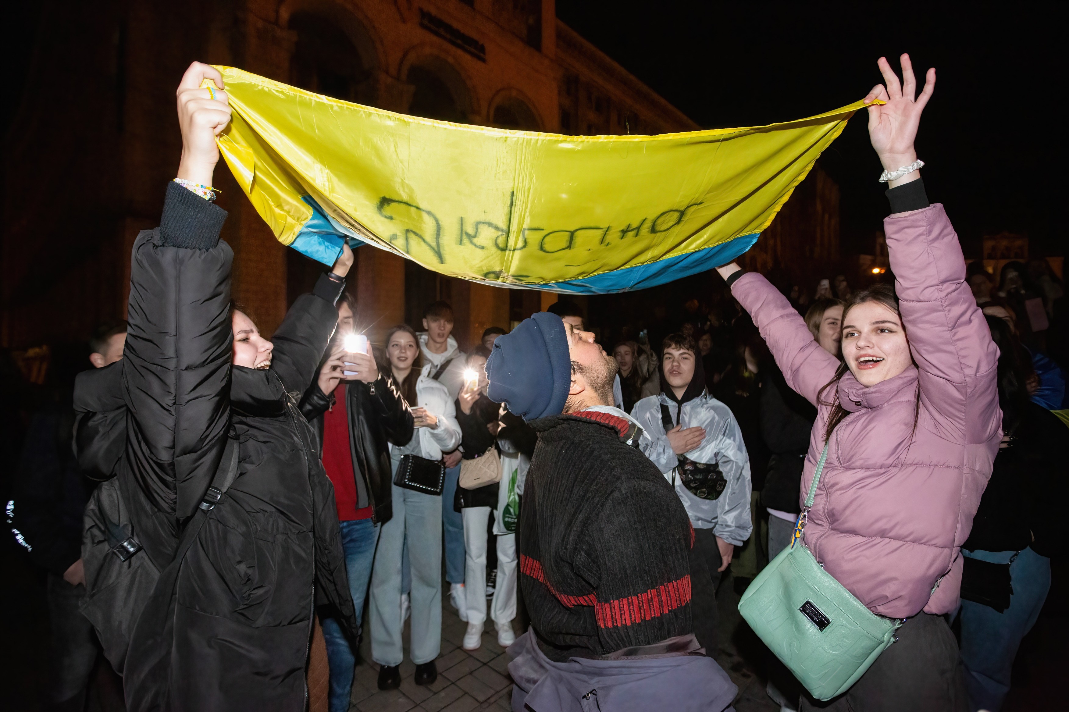 Invadatorii și-au mutat „capitala” la Henicesk, departe de linia frontului, după retragerea umilitoare din Herson