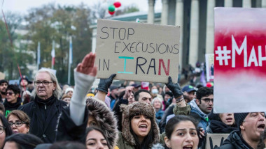 German Iranians Protest the Iranian Regime