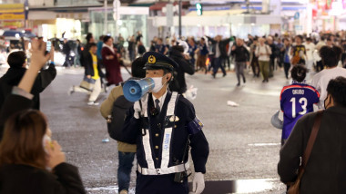 japonezi in strada sarbatoresc victoria la cupa mondiala