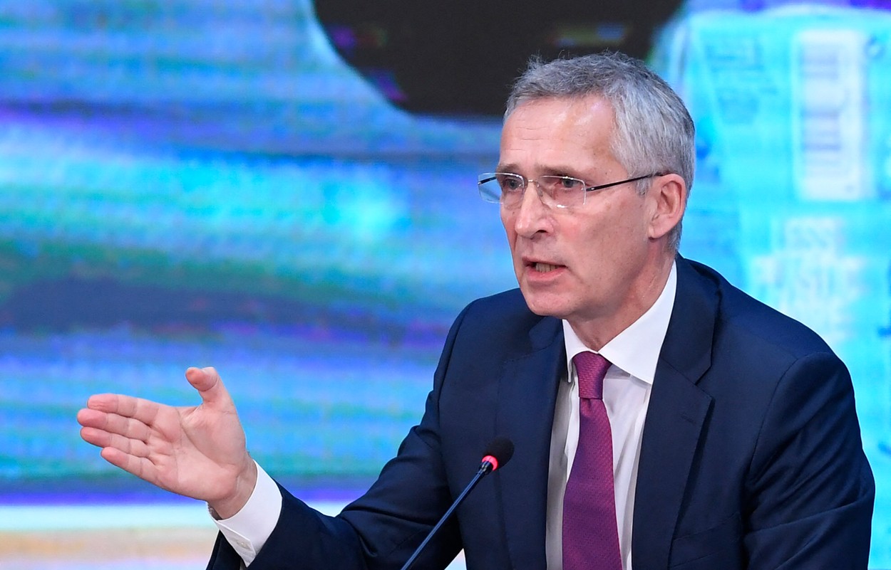 Stoltenberg: "Ce se întâmplă la masa negocierilor depinde de situația de pe câmpul de luptă". Șeful NATO vine luni în România