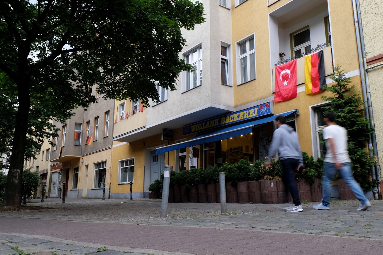 Germania vrea să uşureze procedurile de obţinere a cetăţeniei