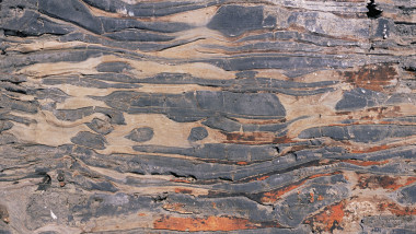 Niște roci vechi de 3,5 miliarde de ani sunt unele dintre cele mai vechi semne de viață de pe Pământ