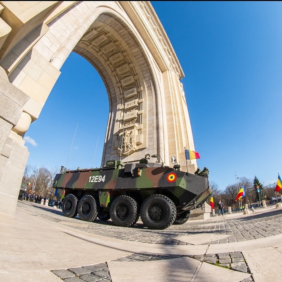 Divizia istorică 101 Aeropurtată a Armatei SUA va participa la parada de 1 Decembrie. Premiere la defilarea de la Arcul de Triumf