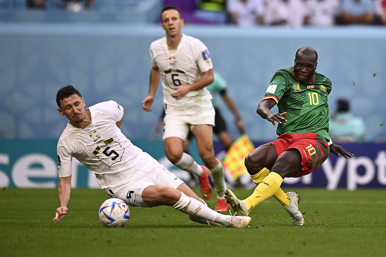 Egal spectaculos cu șase goluri între Camerun şi Serbia, la turneul final din Qatar