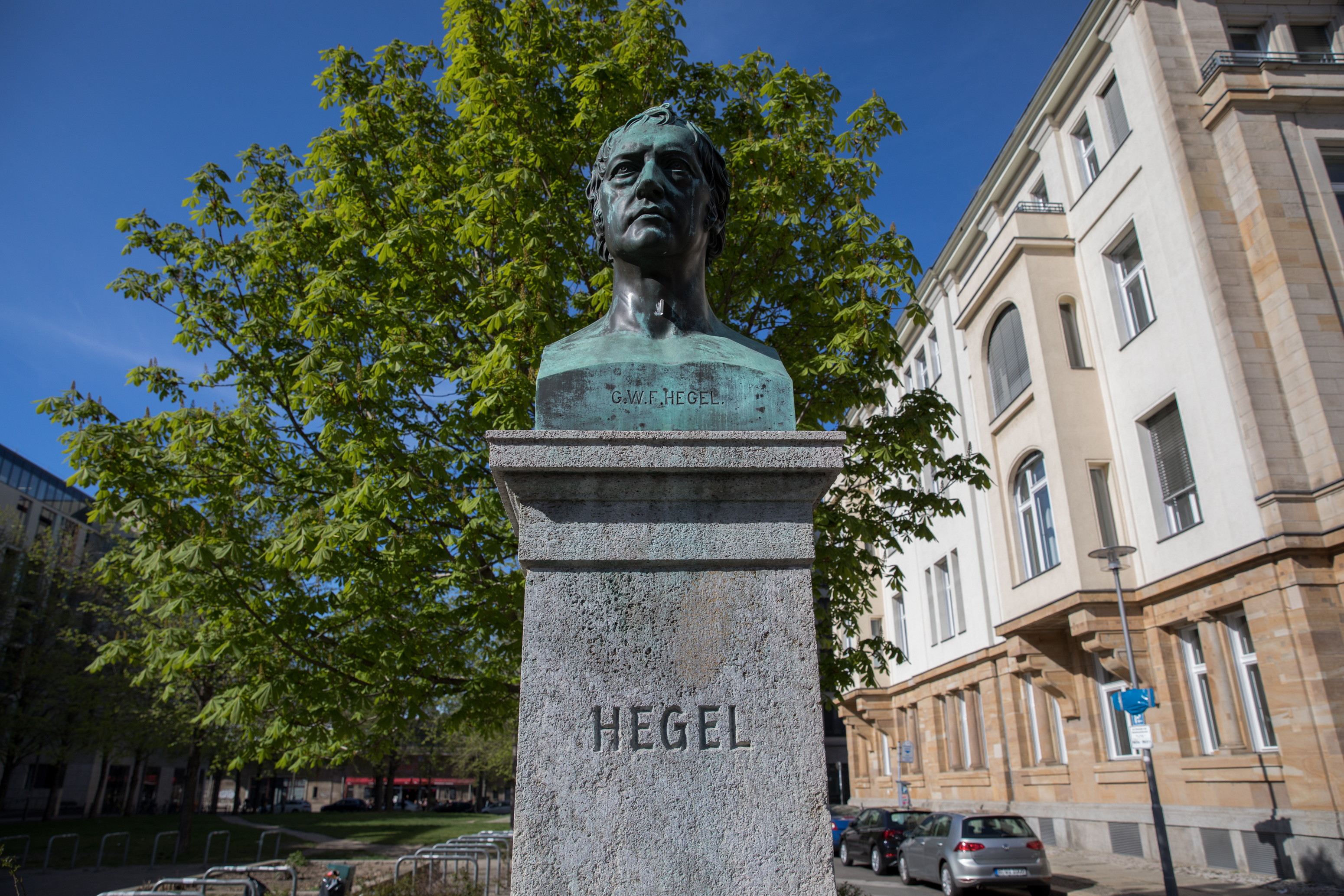 O descoperire „din întâmplare” a unor manuscrise timpurii ar putea schimba modul în care este înțeles filosoful german Hegel