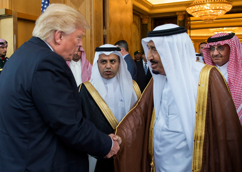 Trump-saudiți