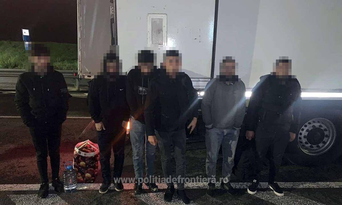 Șase cetățeni turci și sirieni au vrut să treacă ilegal frontiera ascunși între alune