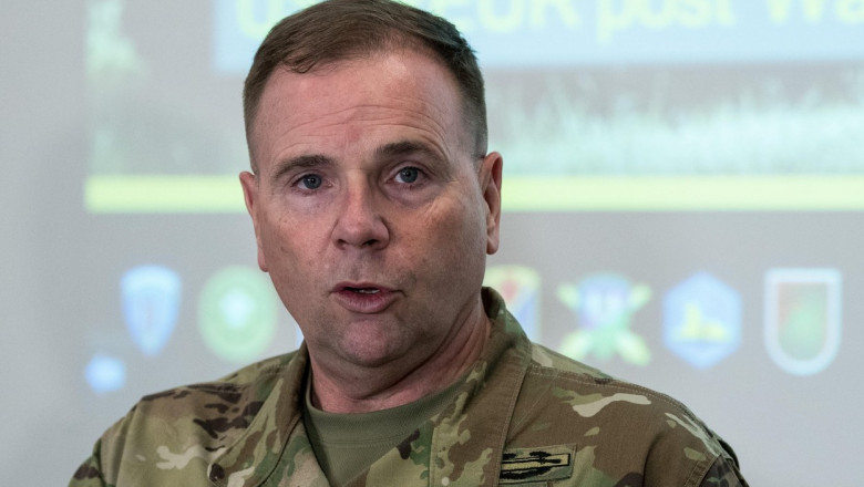Osterholz-Scharmbeck, Germany. 13th Dec, 2016. Lieutenant General Ben Hodges, commanding general of the US Army in Europe, at a conference concerning the redeployment of US troops to Poland and the Baltic states, at the German Bundeswehr Logistics School