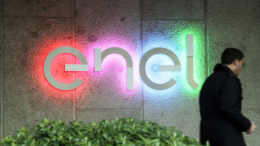 Enel vrea să obţină 21 de miliarde de euro din vânzările de active, inclusiv din România
