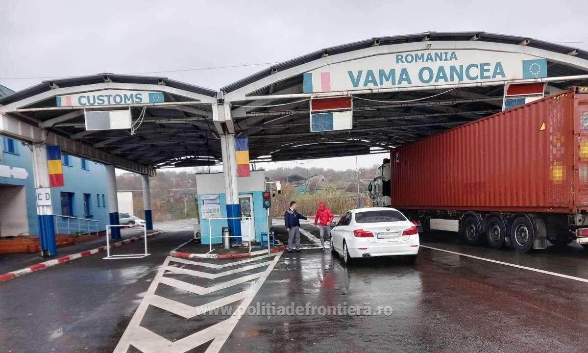 Un cetățean german a încercat să intre în România cu acte eliberate de "Imperiul German". Era dat în urmărire internațională