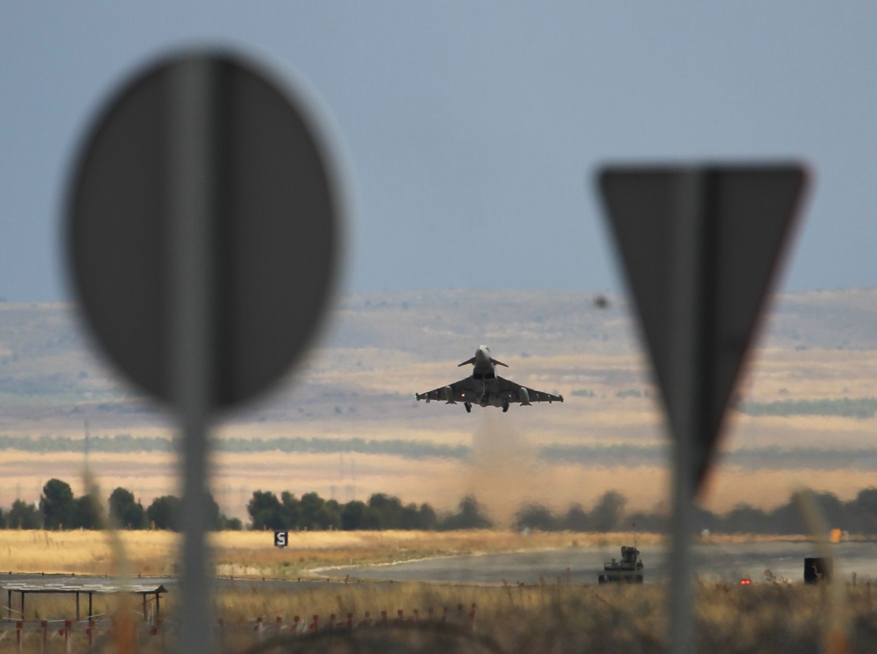Sistemul de apărare aeriană din România a fost testat prin atacuri simulate ale aliaților din NATO