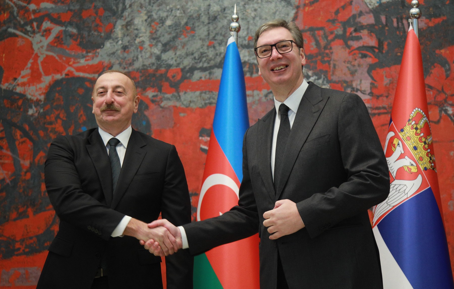 Dependentă de Rusia, Serbia vrea gaz și electricitate din Azerbaidjan şi să primească energie prin cablul submarin din Marea Neagră
