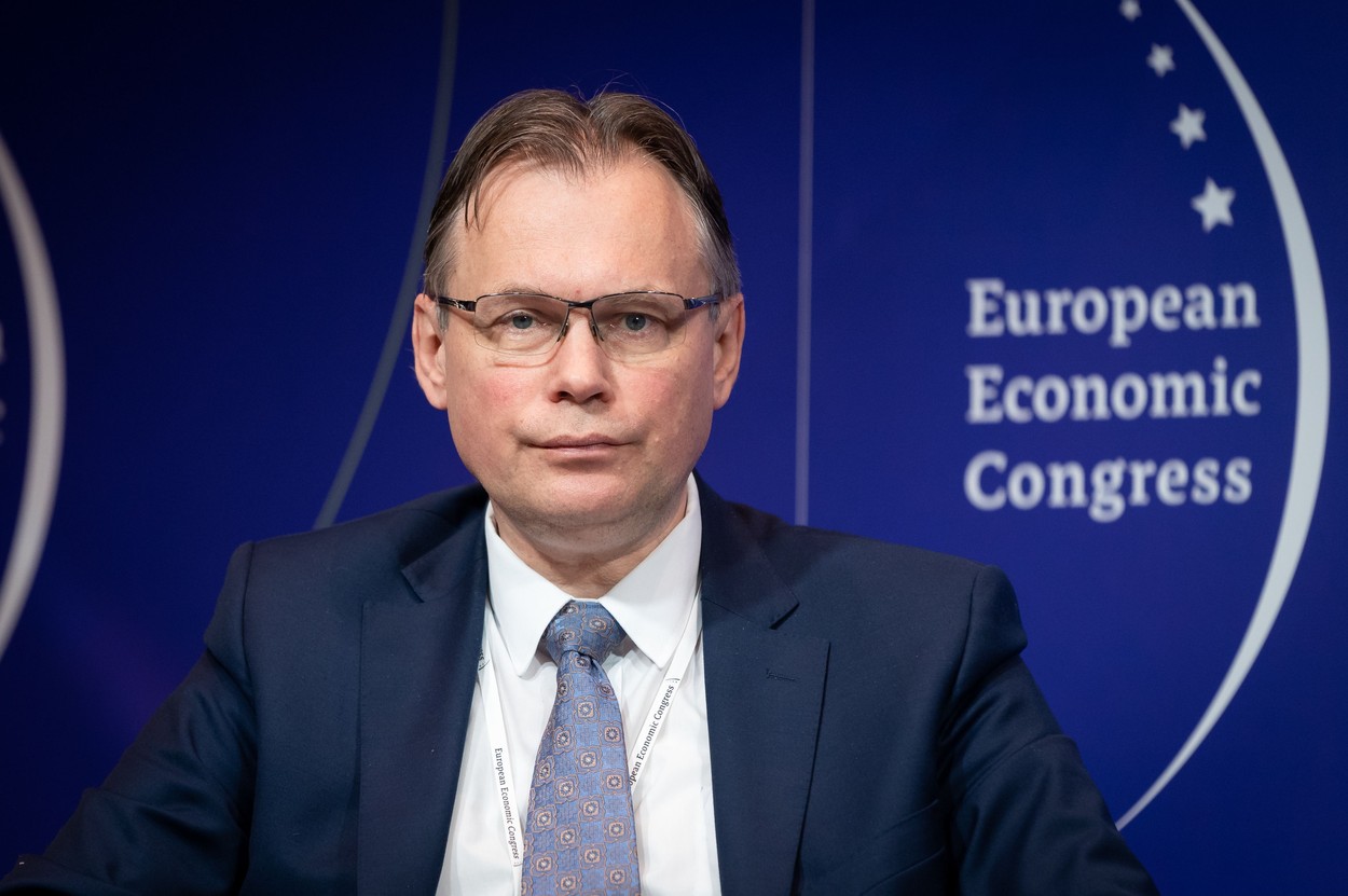 Polonia a trimis către 50 de ţări motivele pentru care solicită Germaniei 1.350 de miliarde de euro ca reparații de război