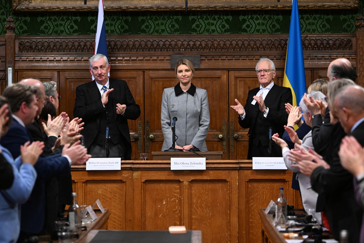 Olena Zelenska, aplaudată în picioare de parlamentarii britanici, după un mesaj puternic