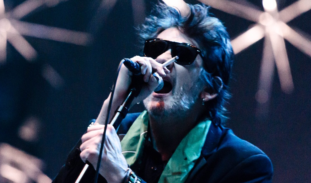 Shane MacGowan, solistul trupei The Pogues, a fost internat în spital